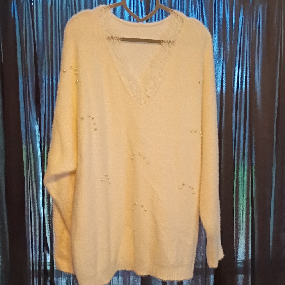 Chic Cream V-Neck Sweater with Pearl Accents